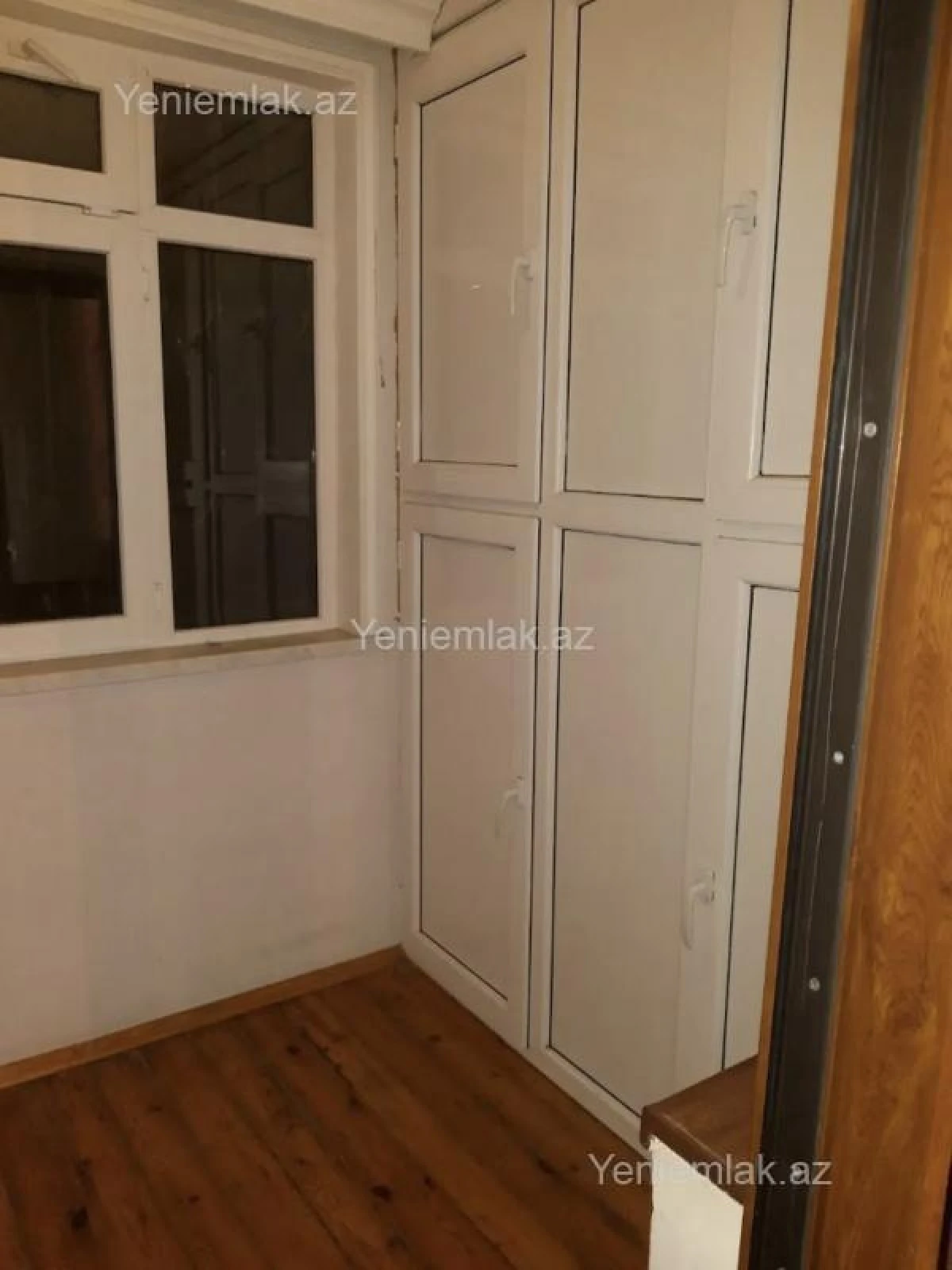 Satılır 2 otaqlı köhnə tikili 50 m²