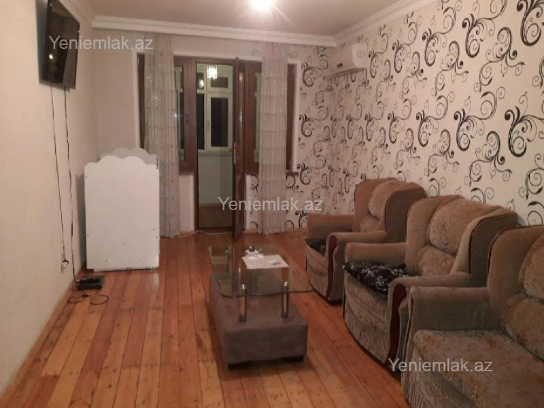 Satılır 2 otaqlı köhnə tikili 50 m²