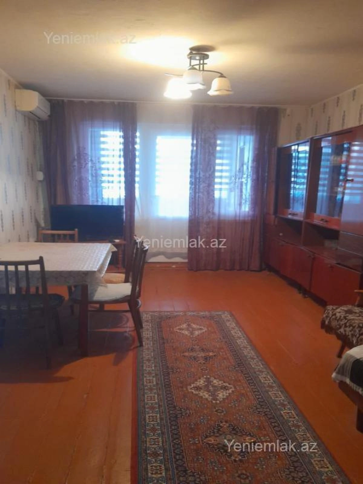 Satılır 2 otaqlı köhnə tikili 50 m²