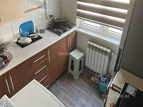 Satılır 2 otaqlı köhnə tikili 50 m² — Sumqayıt, 3-cü mikrorayon 2 otaq 50.00 m²