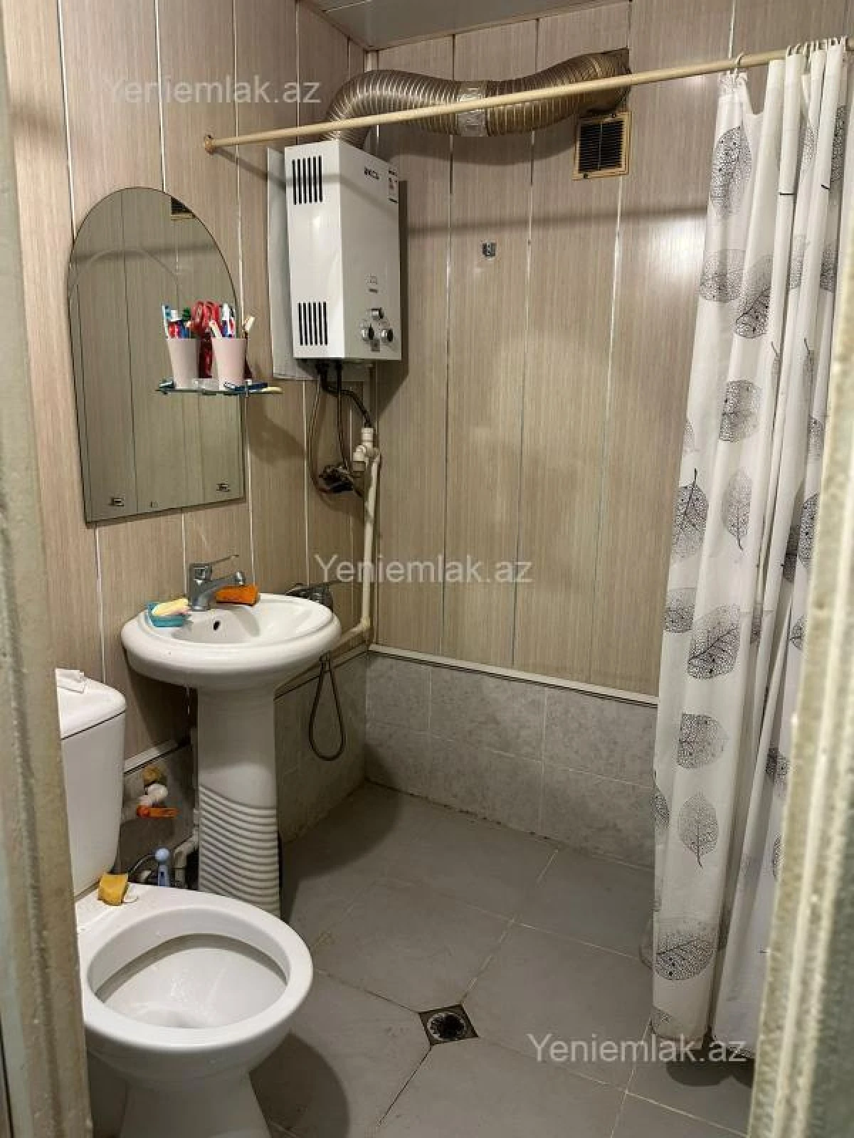 Satılır 2 otaqlı köhnə tikili 50 m²