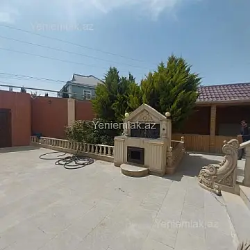 Satılır 6 otaqlı həyət evi 240 m²