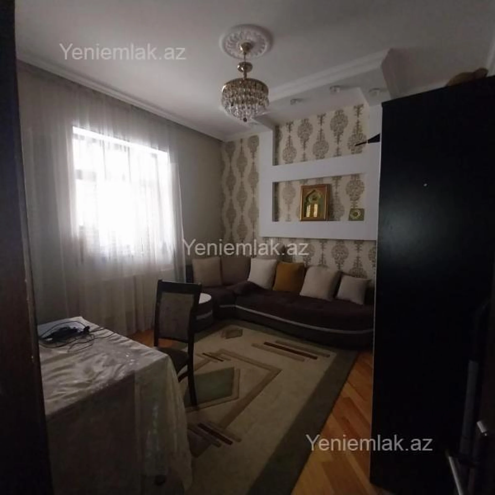 Satılır 6 otaqlı həyət evi 240 m²