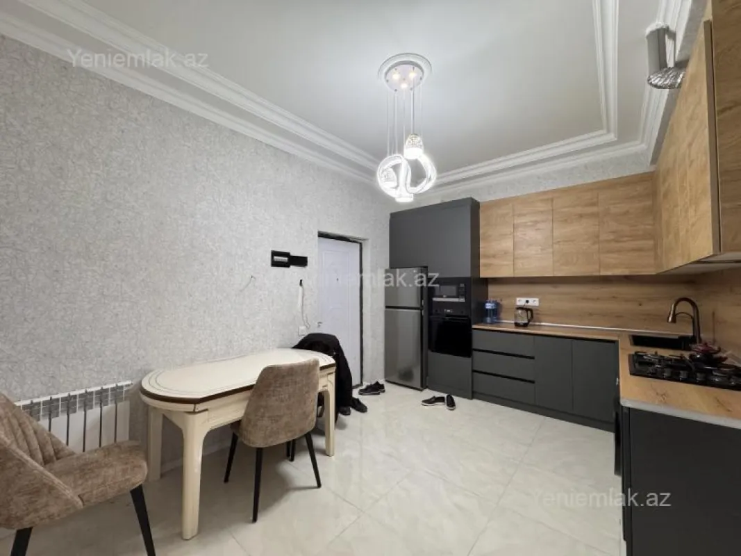Satılır 2 otaqlı yeni tikili 75 m²