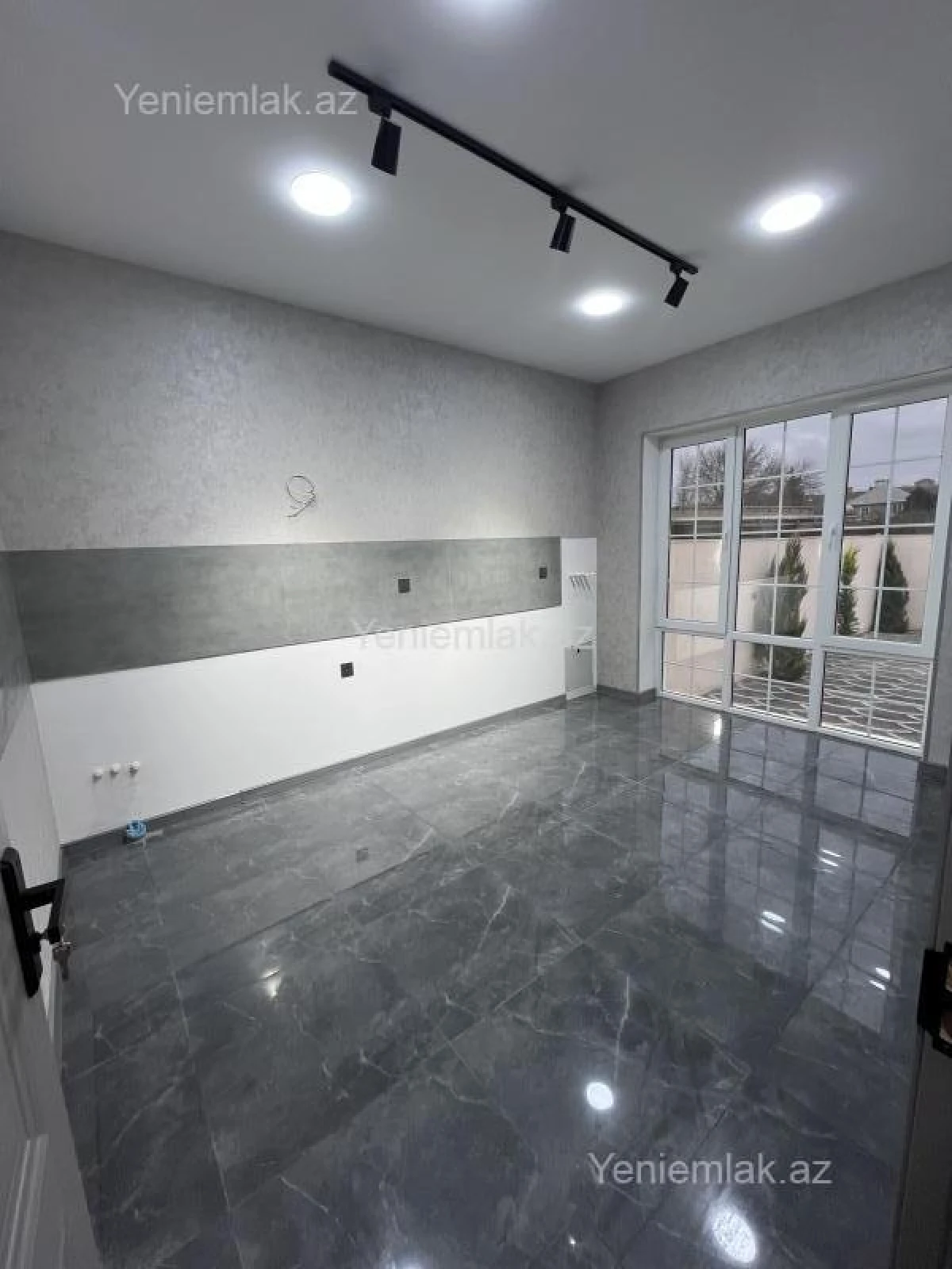 Satılır 4 otaqlı həyət evi 120 m²