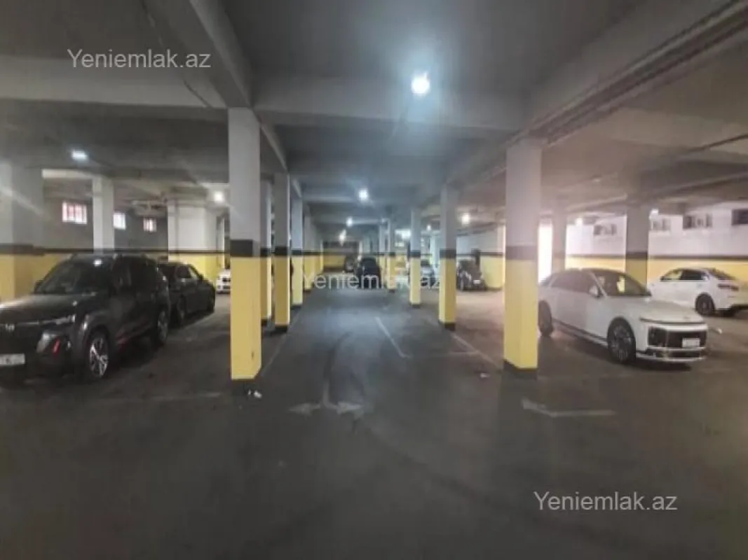 Satılır 3 otaqlı yeni tikili 85 m²