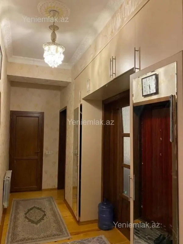 Satılır 3 otaqlı yeni tikili 85 m²