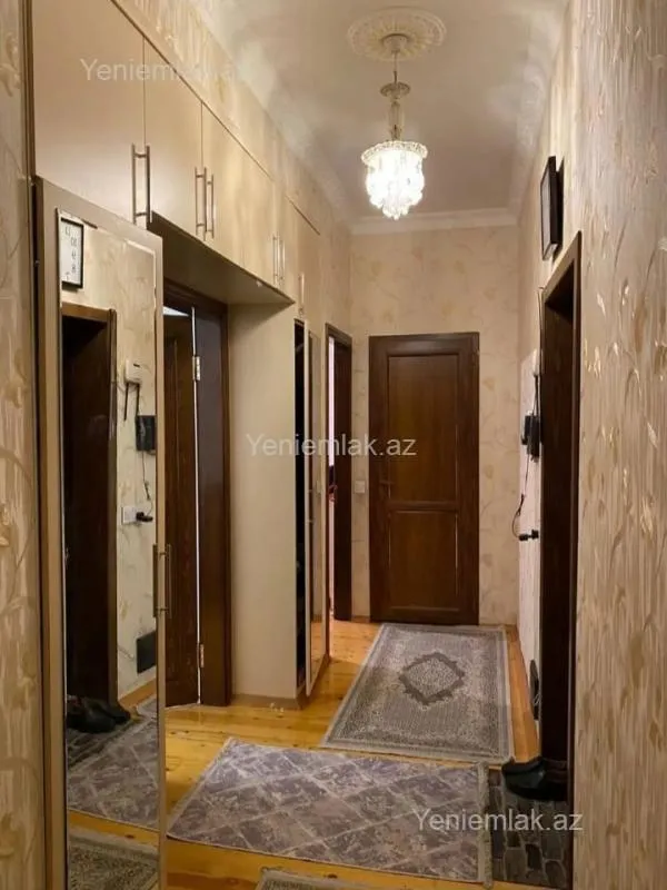 Satılır 3 otaqlı yeni tikili 85 m²