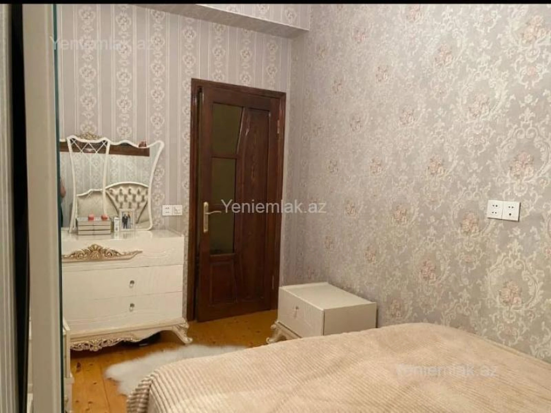 Satılır 3 otaqlı yeni tikili 85 m²