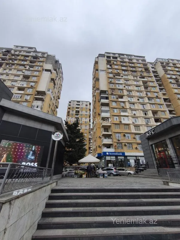 Satılır 4 otaqlı yeni tikili 165 m²