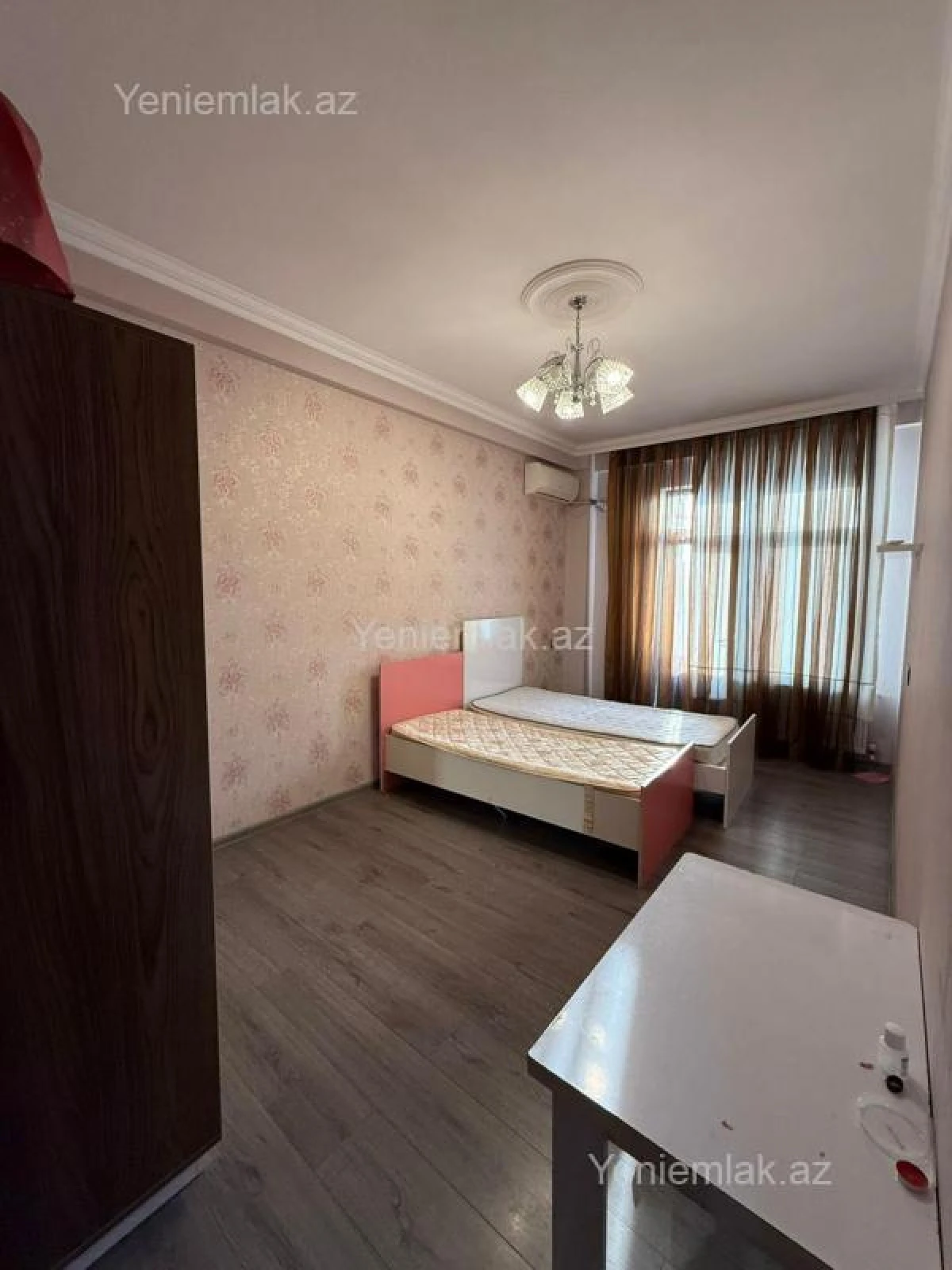 Satılır 2 otaqlı yeni tikili 60 m²