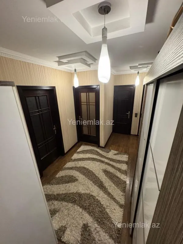 Satılır 3 otaqlı köhnə tikili 84 m²