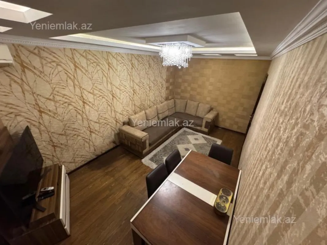Satılır 3 otaqlı köhnə tikili 84 m²