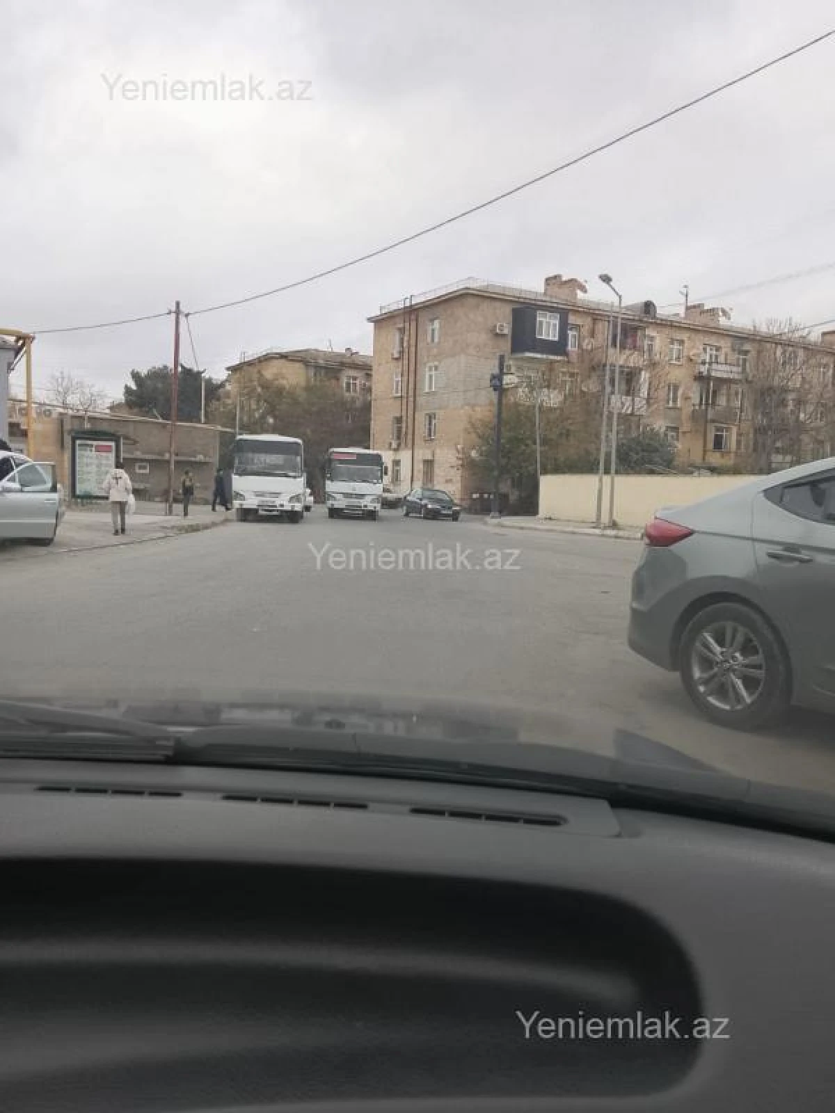 Satılır 2 otaqlı köhnə tikili 50 m²