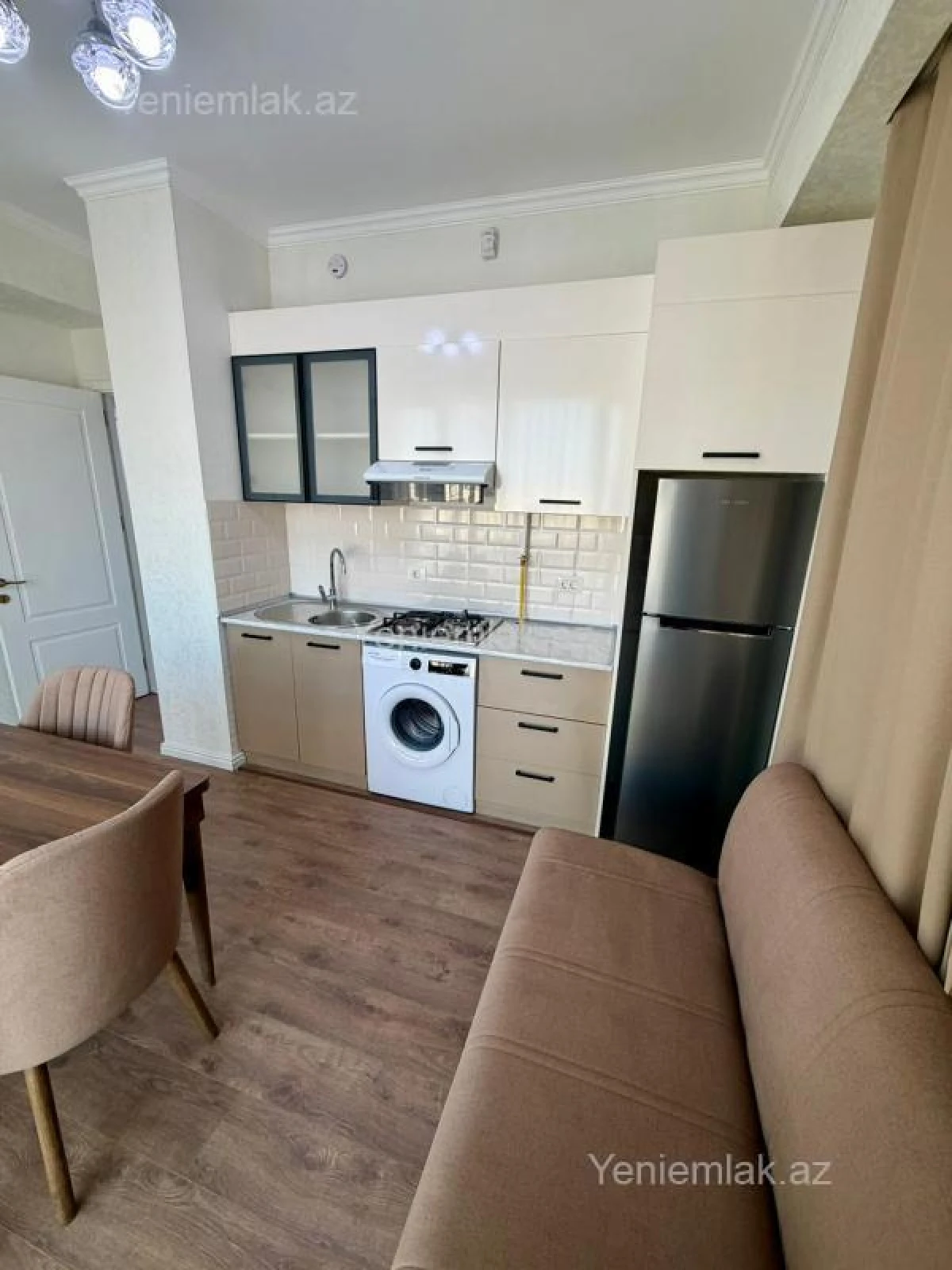 Satılır 3 otaqlı yeni tikili 50 m²