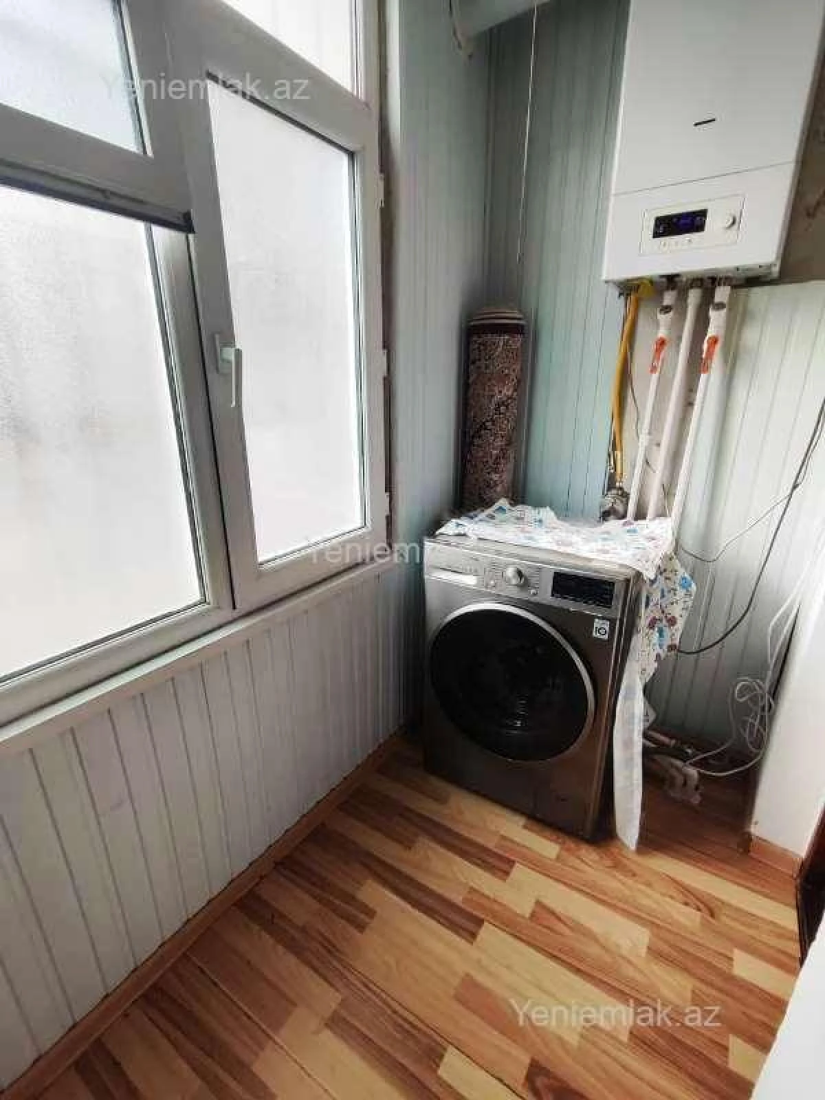 Satılır 2 otaqlı köhnə tikili 45 m²