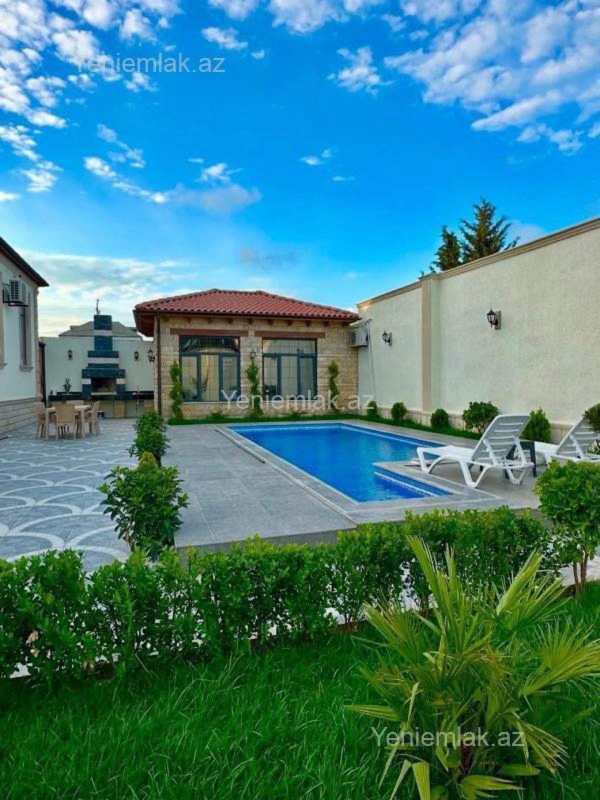 Satılır 4 otaqlı həyət evi 160 m²