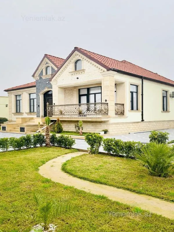 Satılır 4 otaqlı həyət evi 160 m²