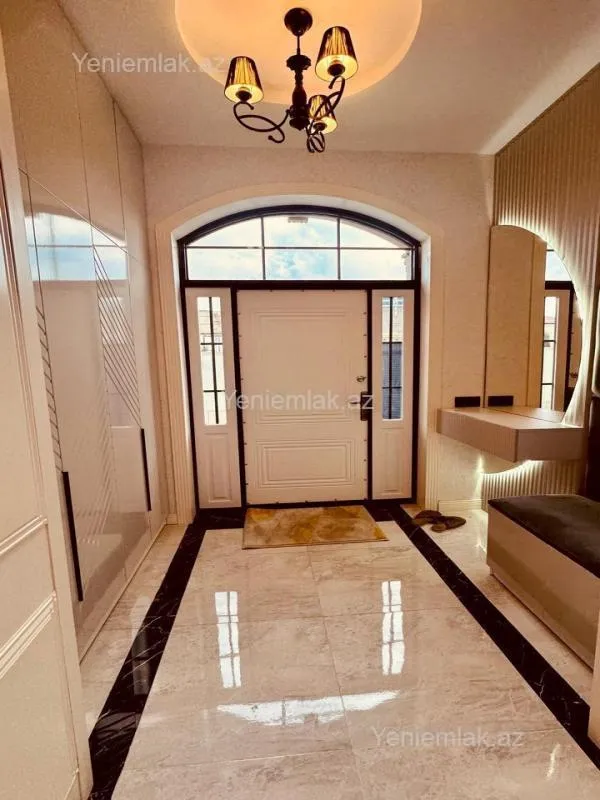 Satılır 4 otaqlı həyət evi 160 m²