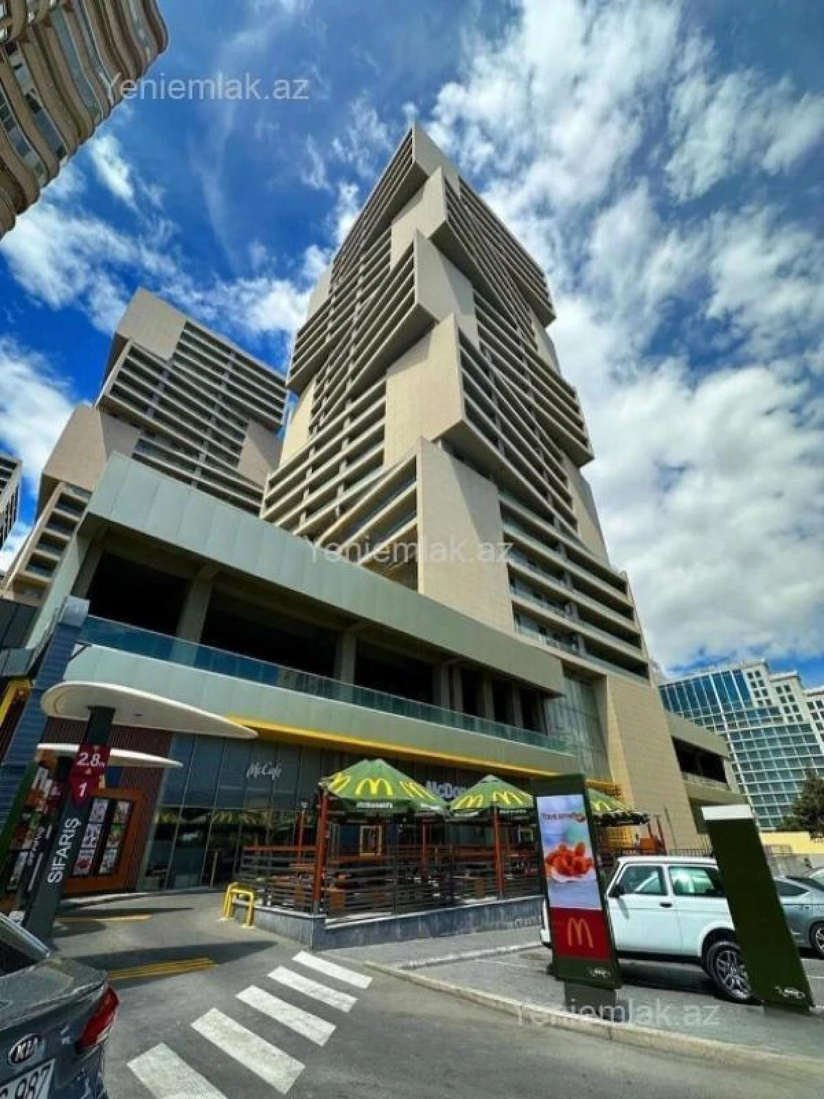 Satılır 3 otaqlı yeni tikili 148 m²