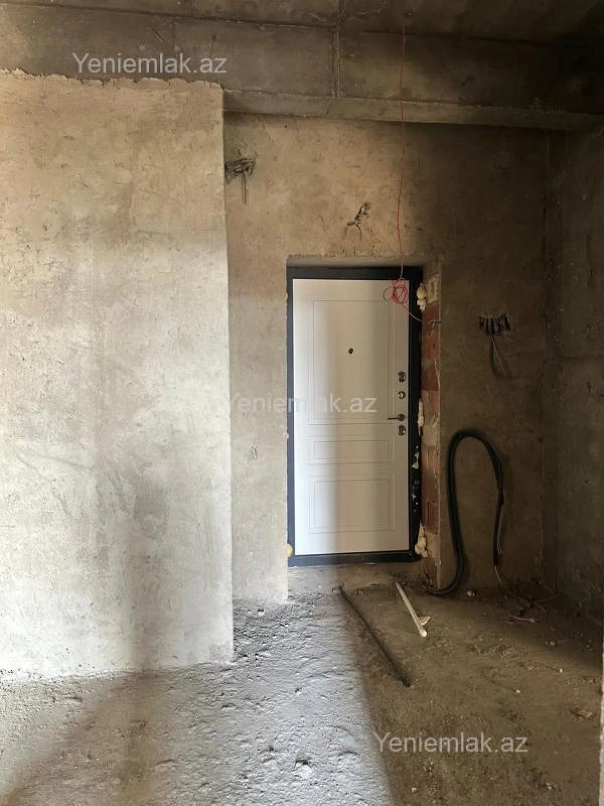 Satılır 2 otaqlı yeni tikili 85 m²