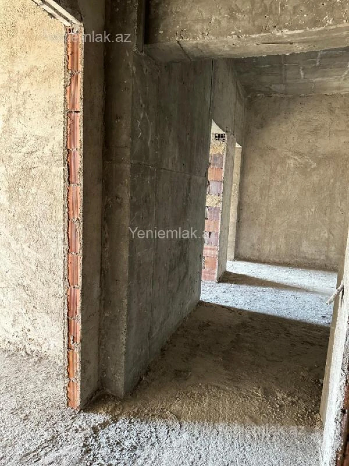 Satılır 2 otaqlı yeni tikili 85 m²