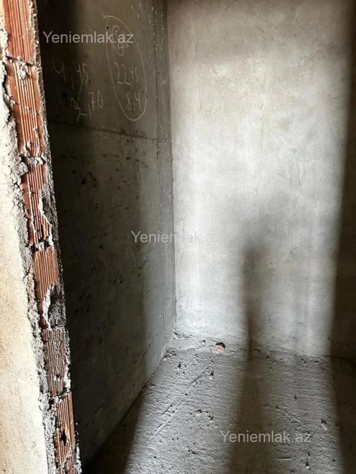 Satılır 2 otaqlı yeni tikili 85 m²