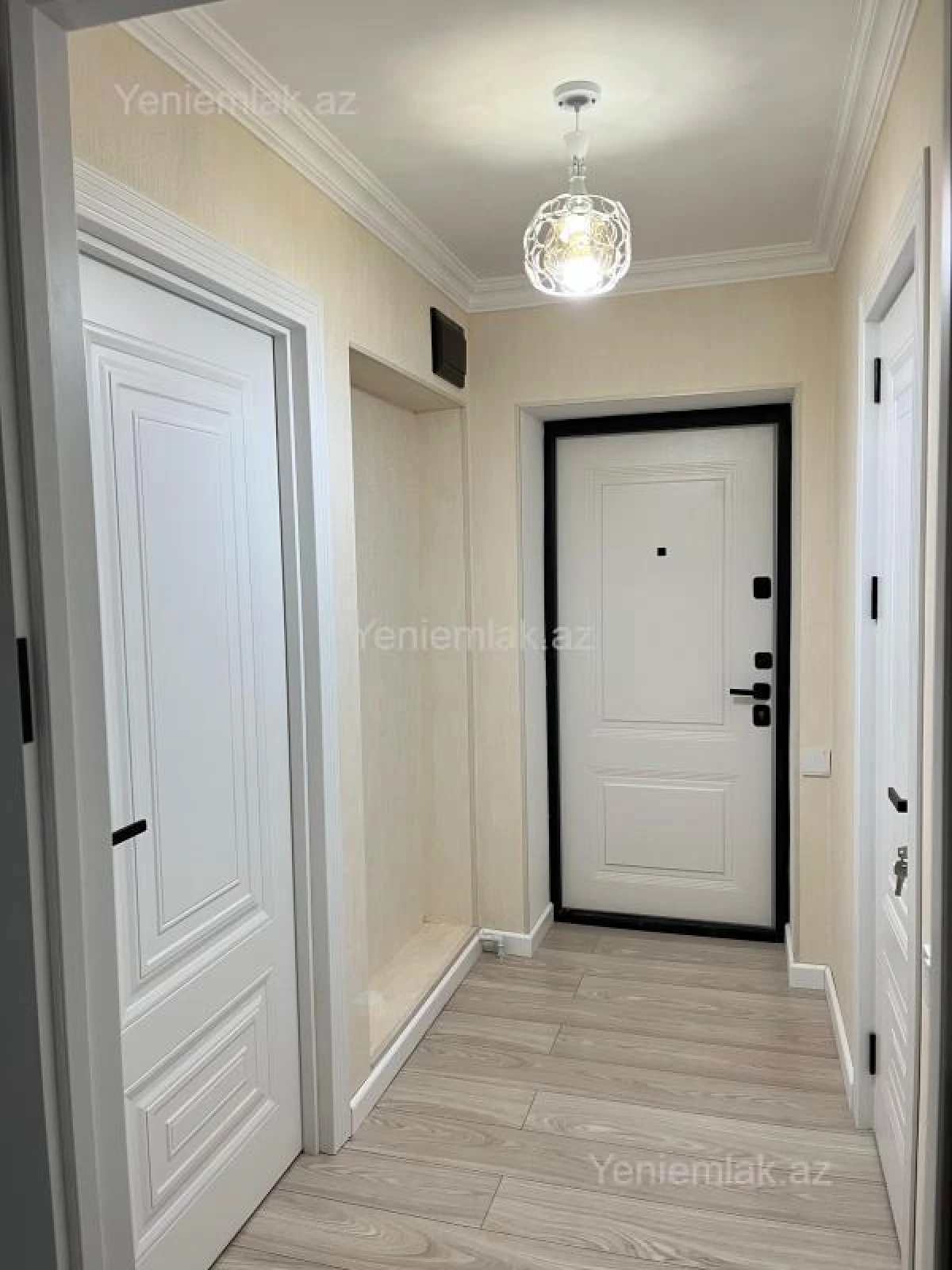 Satılır 3 otaqlı köhnə tikili 75 m²