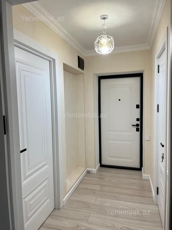 Satılır 3 otaqlı köhnə tikili 75 m²
