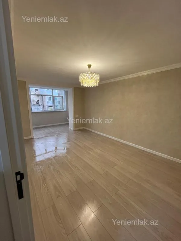 Satılır 3 otaqlı köhnə tikili 75 m²