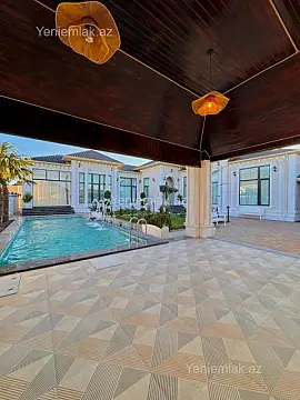 Satılır 5 otaqlı həyət evi 250 m²