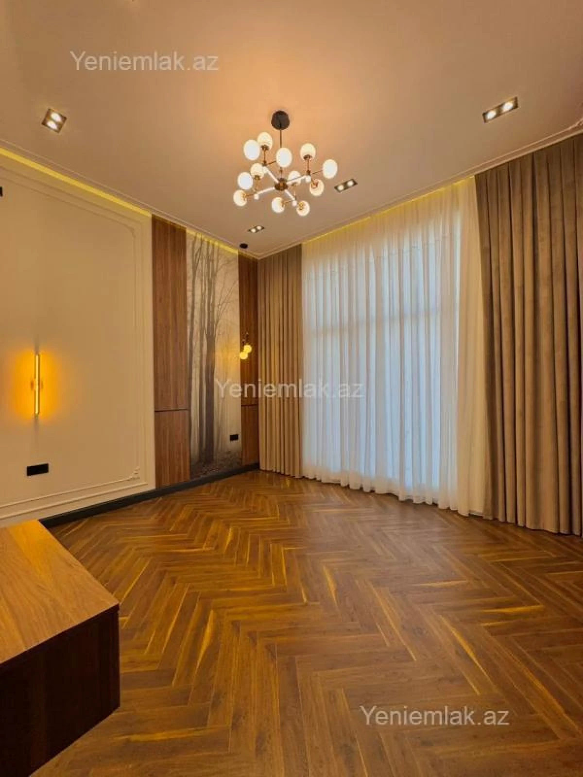 Satılır 5 otaqlı həyət evi 250 m²