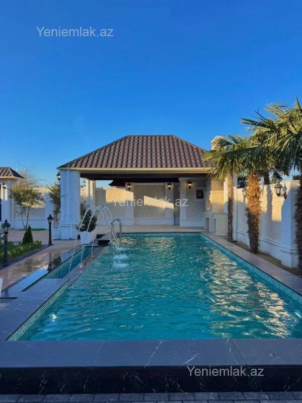 Satılır 5 otaqlı həyət evi 250 m²