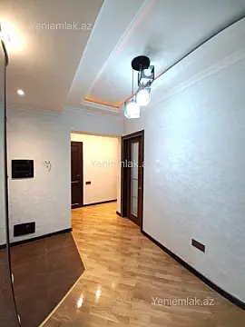 Satılır 2 otaqlı yeni tikili 85 m²