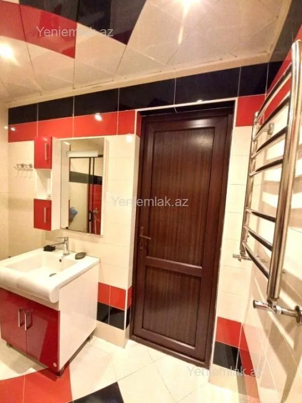 Satılır 2 otaqlı yeni tikili 85 m²