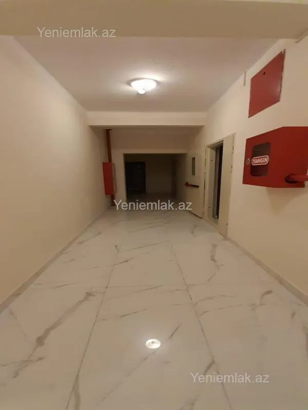 Satılır 3 otaqlı yeni tikili 90 m²