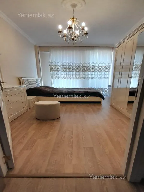 Satılır 3 otaqlı yeni tikili 90 m²