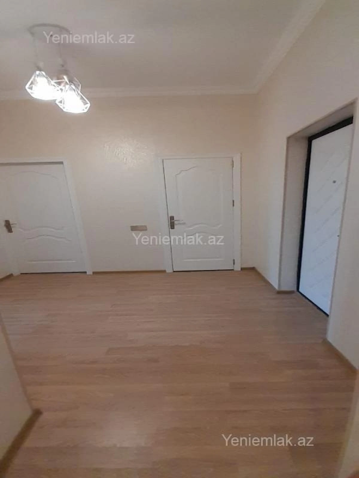 Satılır 3 otaqlı yeni tikili 90 m²