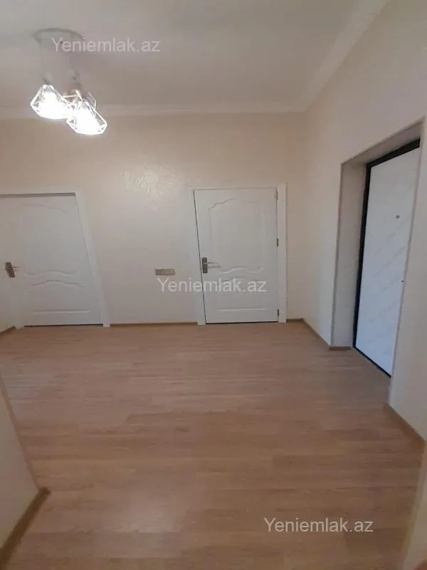 Satılır 3 otaqlı yeni tikili 90 m²
