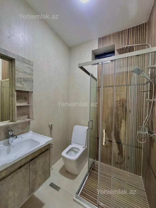 Satılır 4 otaqlı həyət evi 170 m²