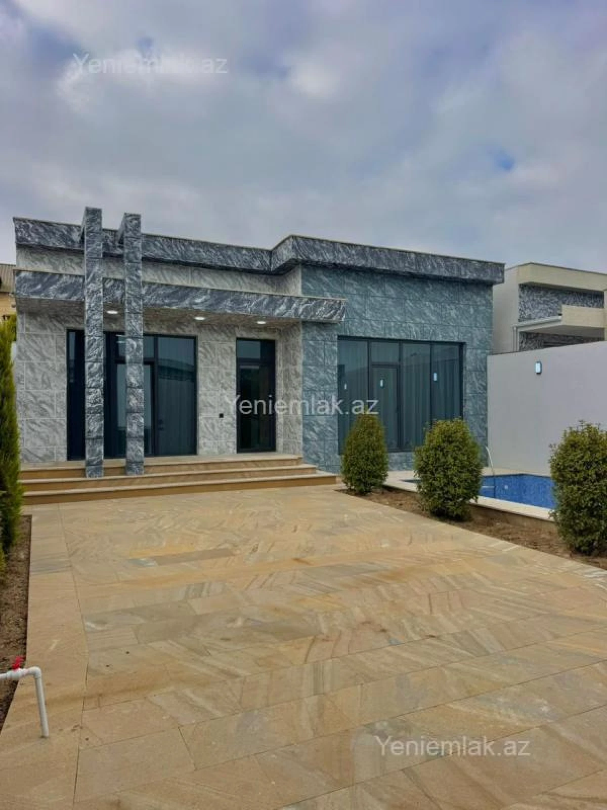 Satılır 4 otaqlı həyət evi 170 m²