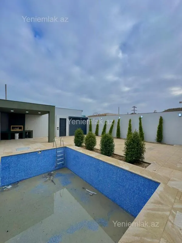 Satılır 4 otaqlı həyət evi 170 m²