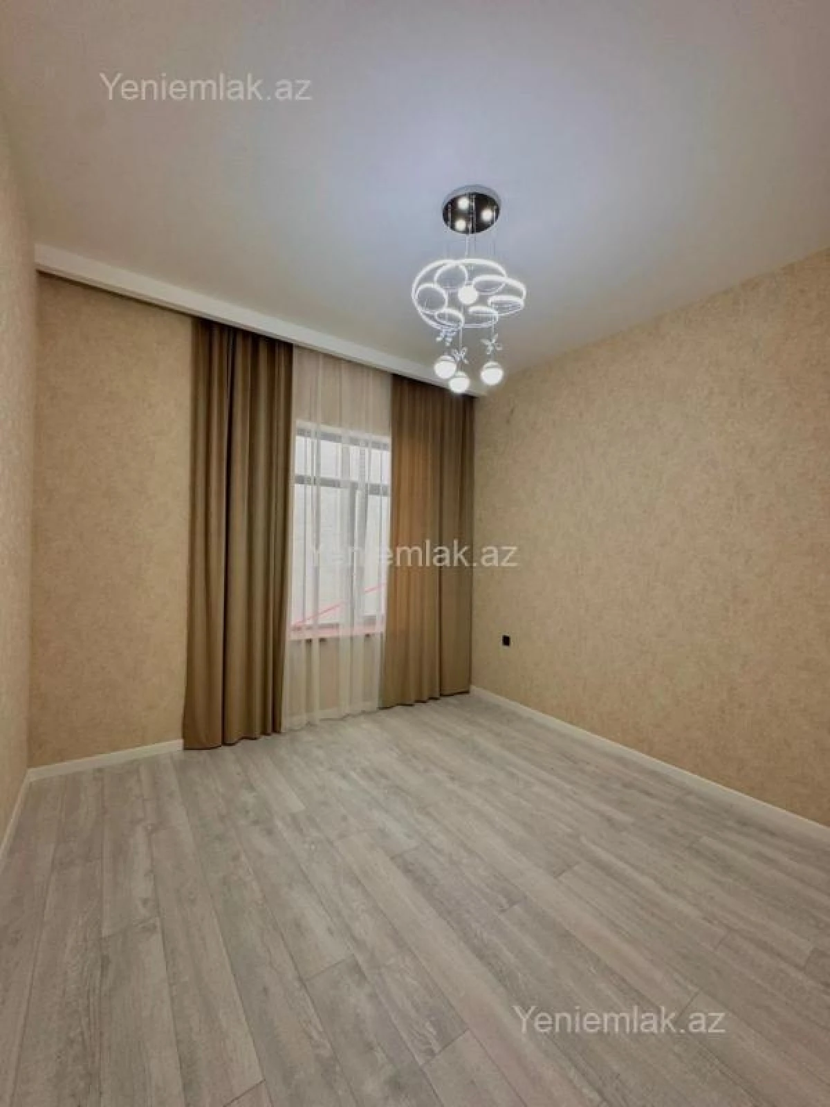 Satılır 4 otaqlı həyət evi 170 m²