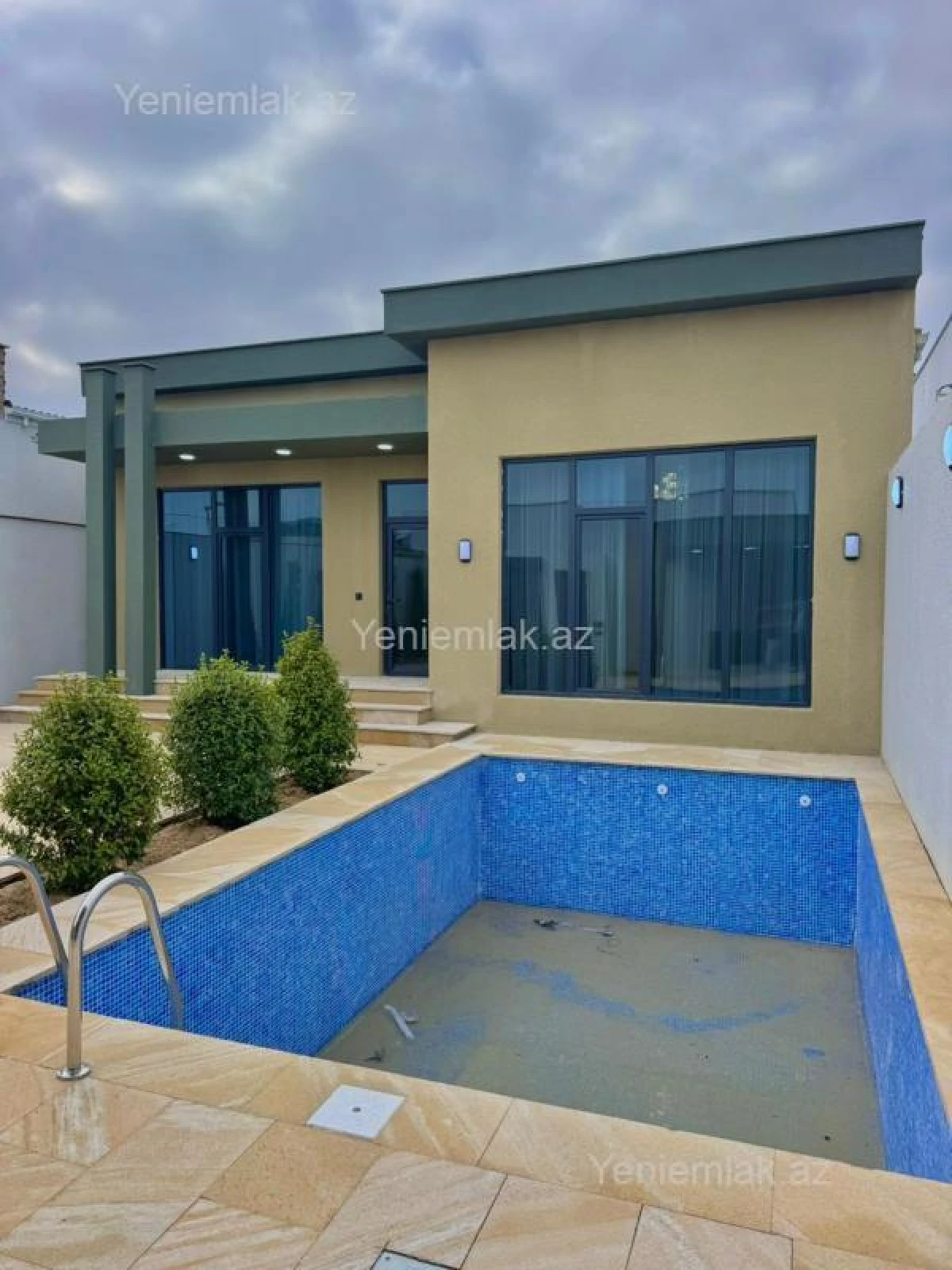 Satılır 4 otaqlı həyət evi 170 m²