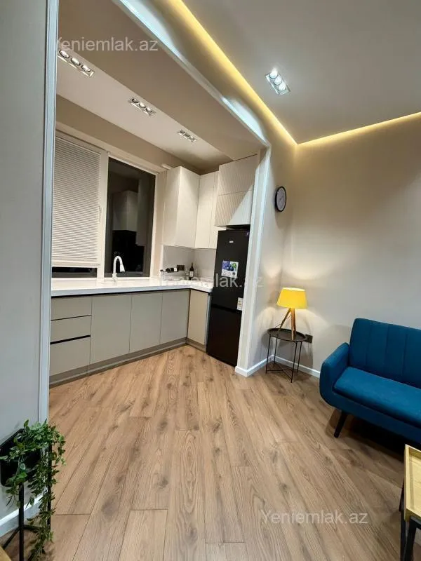 Satılır 2 otaqlı yeni tikili 60 m²