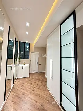 Satılır 2 otaqlı yeni tikili 60 m²