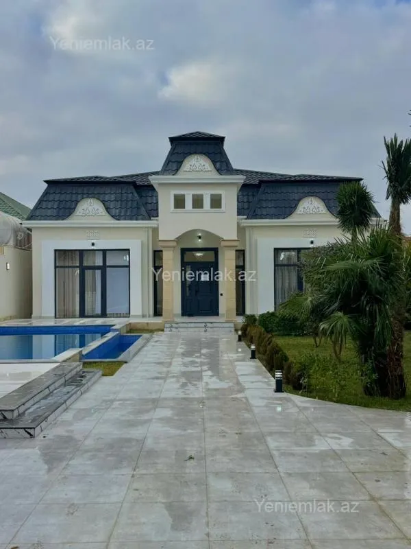Satılır 5 otaqlı həyət evi 240 m²