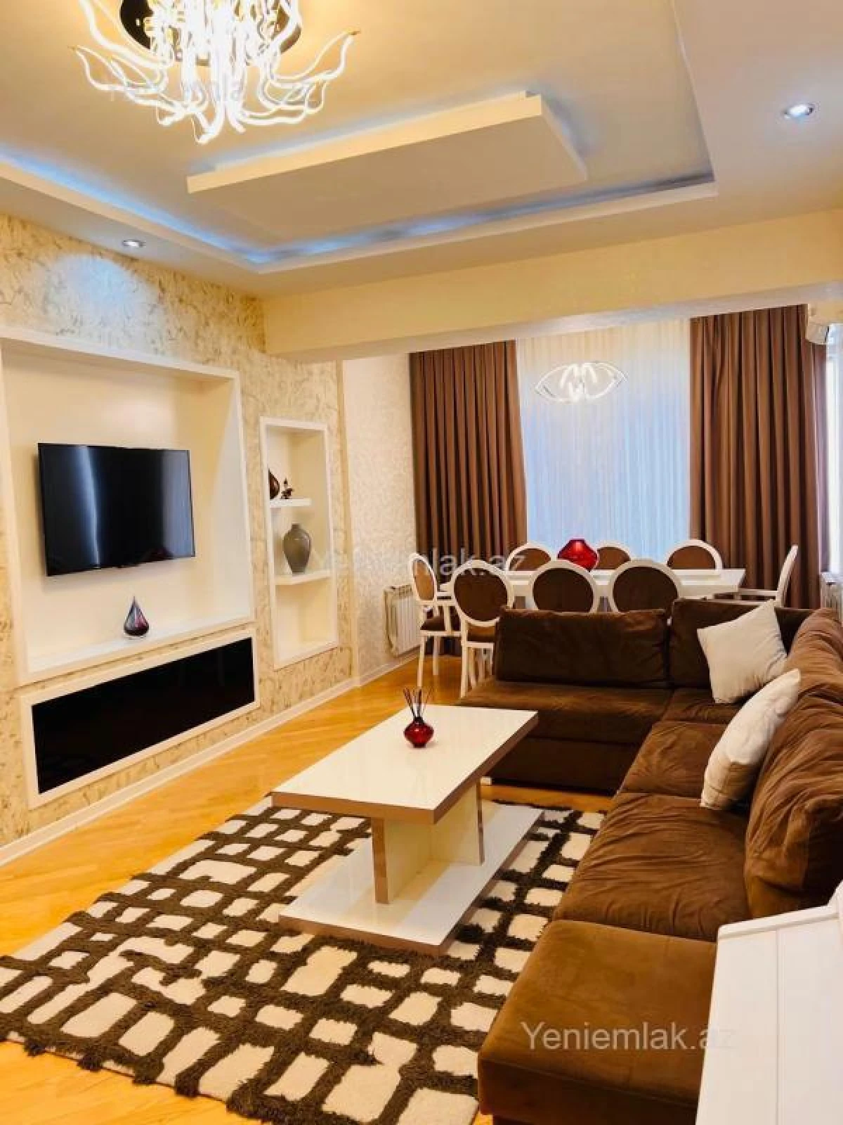 Satılır 3 otaqlı yeni tikili 105 m²