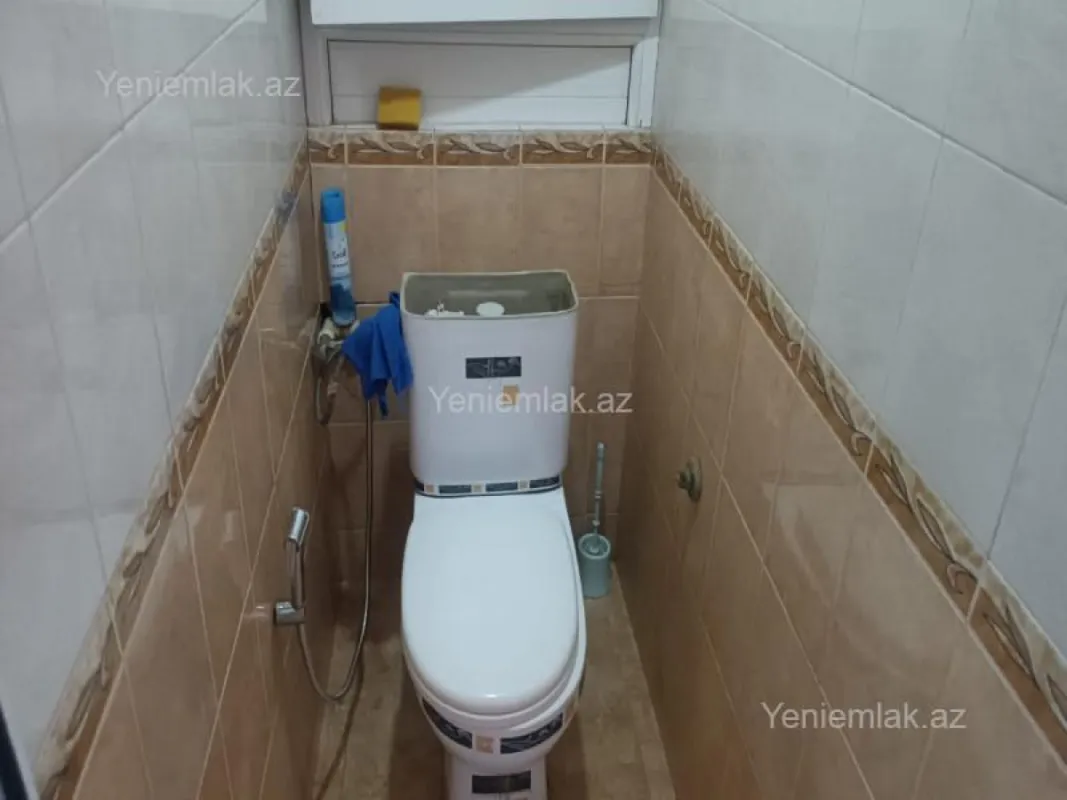 Satılır 3 otaqlı köhnə tikili 80 m²