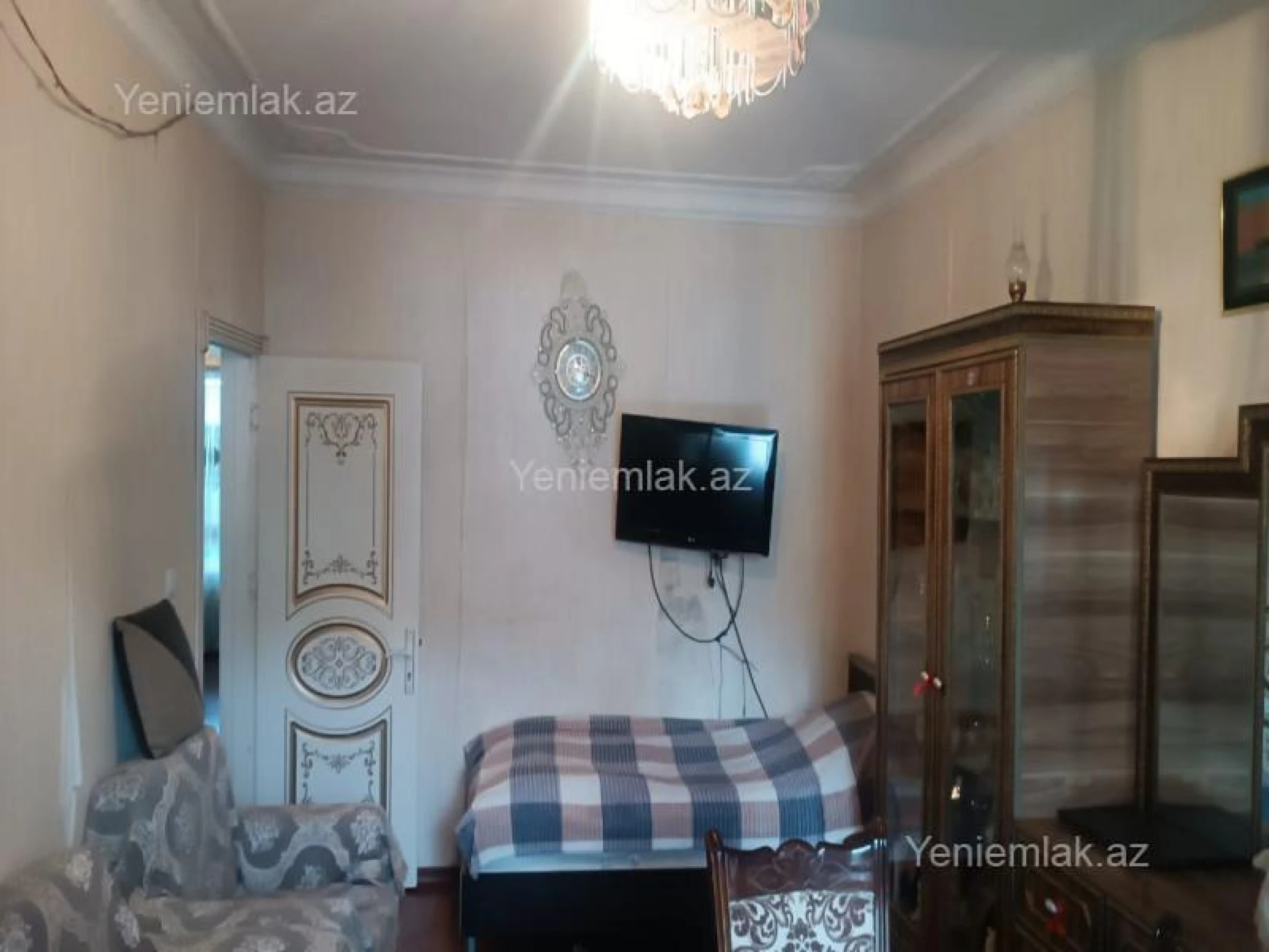 Satılır 3 otaqlı köhnə tikili 80 m²